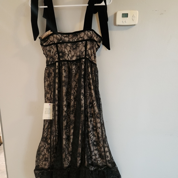 Bohme Black Lace Ribbon Strap Midi Dress, Beige Lining, Ruffle Hem, Size XS, NWT - Picture 12 of 16